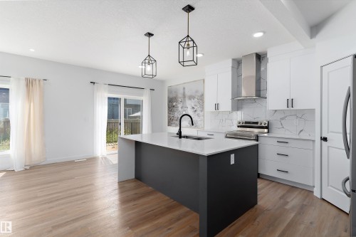 5747 Kootook Way, Edmonton, AB - Indoor Photo Showing Kitchen With Upgraded Kitchen