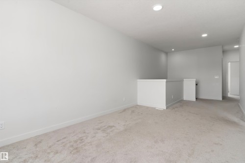 5747 Kootook Way, Edmonton, AB - Indoor Photo Showing Other Room