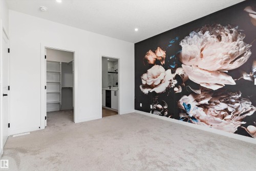 5747 Kootook Way, Edmonton, AB - Indoor Photo Showing Other Room