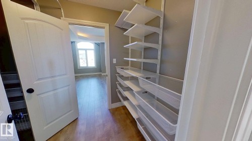 718 25 Street, Wainwright, AB - Indoor