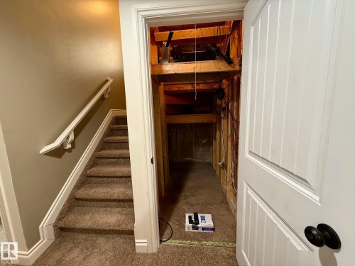 718 25 Street, Wainwright, AB - Indoor Photo Showing Other Room