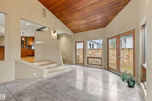 14403 83 Avenue, Edmonton, AB - Indoor Photo Showing Other Room