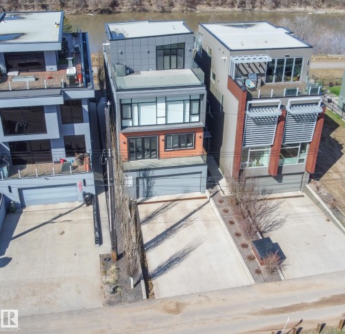 9509 99B Street, Edmonton, AB - Outdoor With Facade