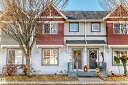 5 1404 HERMITAGE Road NW  Edmonton, AB T5A 0P5