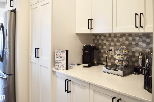 38 Wiltree Terrace, Fort Saskatchewan, AB - Indoor Photo Showing Kitchen
