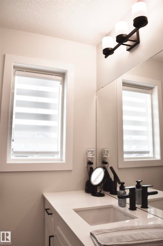 38 Wiltree Terrace, Fort Saskatchewan, AB - Indoor Photo Showing Bathroom