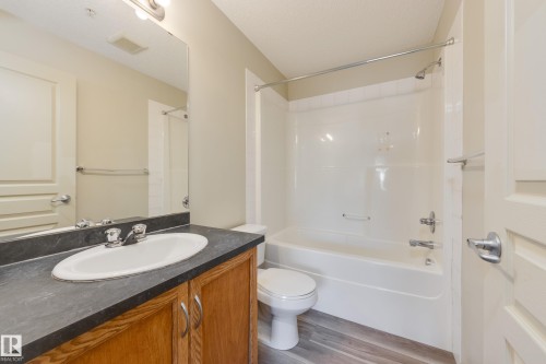 317 309 Clareview Station Drive, Edmonton, AB - Indoor Photo Showing Bathroom