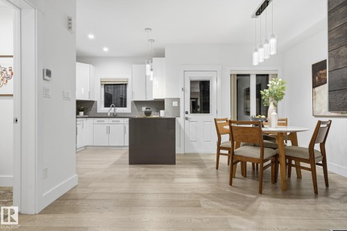 11434 71 Avenue, Edmonton, AB - Indoor