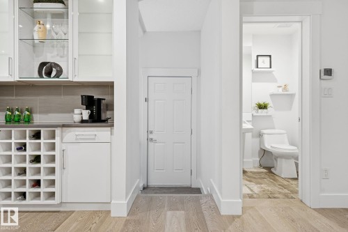 11434 71 Avenue, Edmonton, AB - Indoor Photo Showing Bathroom