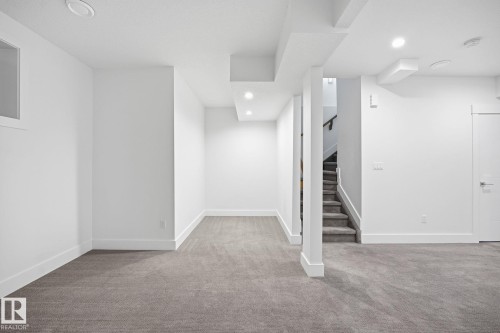 11434 71 Avenue, Edmonton, AB - Indoor Photo Showing Other Room
