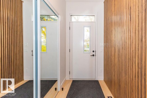 11211 61 Street, Edmonton, AB - Indoor Photo Showing Other Room