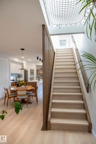 11211 61 Street, Edmonton, AB - Indoor Photo Showing Other Room