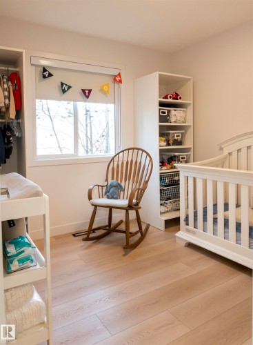 11211 61 Street, Edmonton, AB - Indoor Photo Showing Bedroom