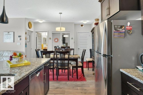 329 503 Albany Way, Edmonton, AB - Indoor