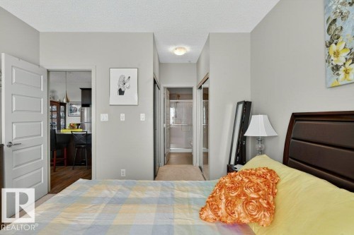 329 503 Albany Way, Edmonton, AB - Indoor Photo Showing Bedroom