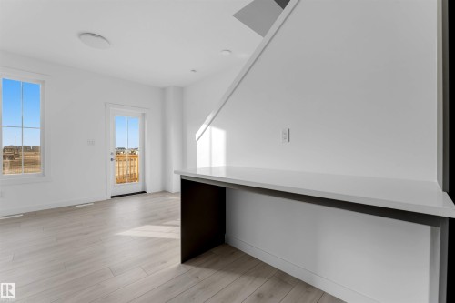 19 7110 Keswick Cm Sw, Edmonton, AB - Indoor Photo Showing Other Room