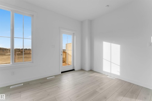 19 7110 Keswick Cm Sw, Edmonton, AB - Indoor Photo Showing Other Room