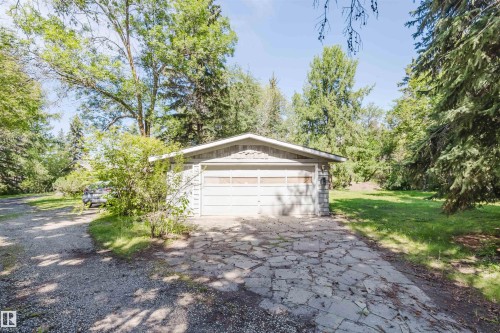 Edmonton, AB - Outdoor