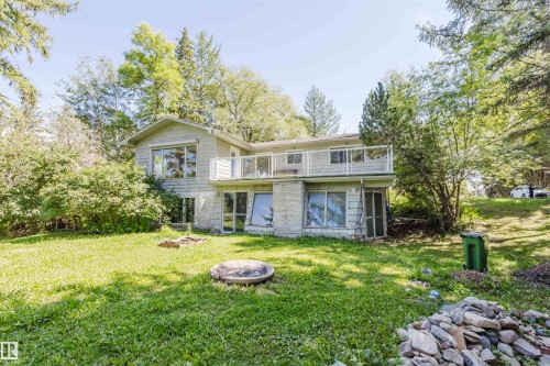 Edmonton, AB - Outdoor