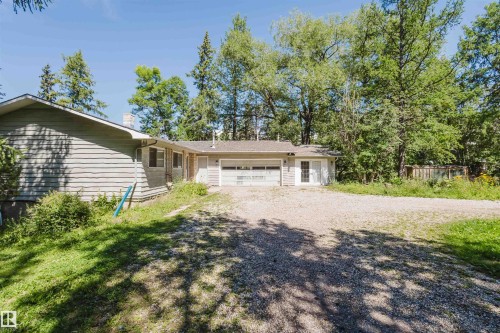 Edmonton, AB - Outdoor