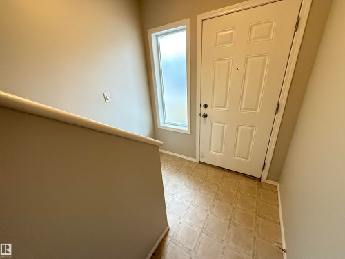 26 451 Hyndman Crescent, Edmonton, AB - Indoor Photo Showing Other Room