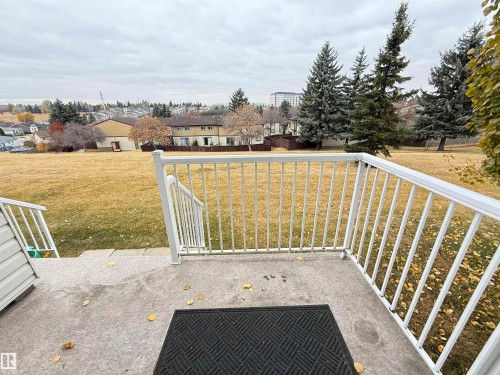 26 451 Hyndman Crescent, Edmonton, AB - Outdoor