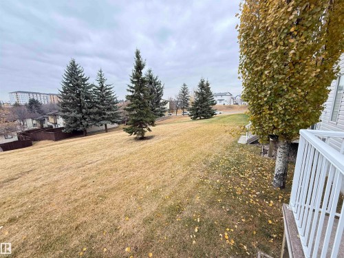 26 451 Hyndman Crescent, Edmonton, AB - Outdoor
