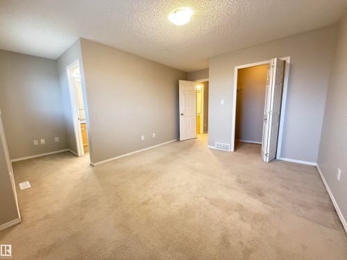 26 451 Hyndman Crescent, Edmonton, AB - Indoor Photo Showing Other Room