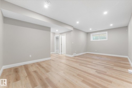 9 Spring Link, Spruce Grove, AB - Indoor Photo Showing Other Room