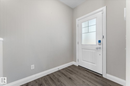 9 Spring Link, Spruce Grove, AB - Indoor Photo Showing Other Room
