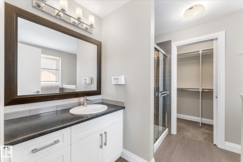 9 Spring Link, Spruce Grove, AB - Indoor Photo Showing Bathroom