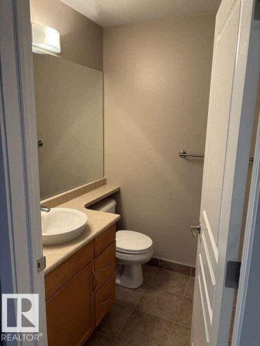 301 11140 68 Avenue Nw, Edmonton, AB - Indoor Photo Showing Bathroom