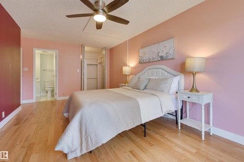 205 8340 Jasper Avenue, Edmonton, AB - Indoor Photo Showing Bedroom