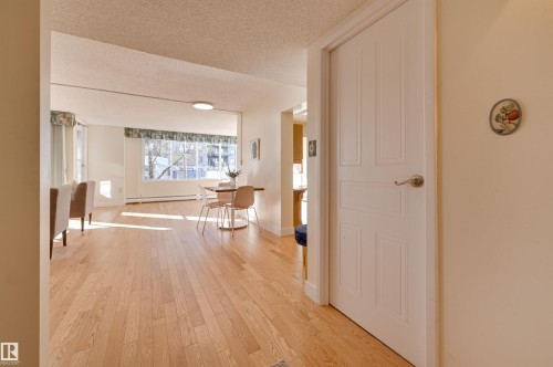 205 8340 Jasper Avenue, Edmonton, AB - Indoor Photo Showing Other Room