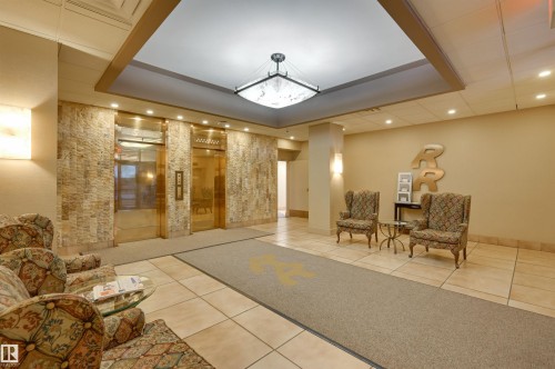 205 8340 Jasper Avenue, Edmonton, AB - Indoor Photo Showing Other Room