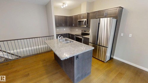 59 18230 104A Street, Edmonton, AB - Indoor Photo Showing Kitchen With Double Sink With Upgraded Kitchen