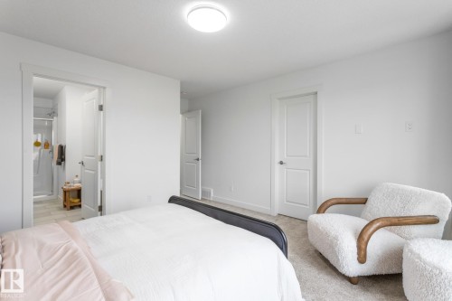5019 Cawsey Link, Edmonton, AB - Indoor Photo Showing Bedroom