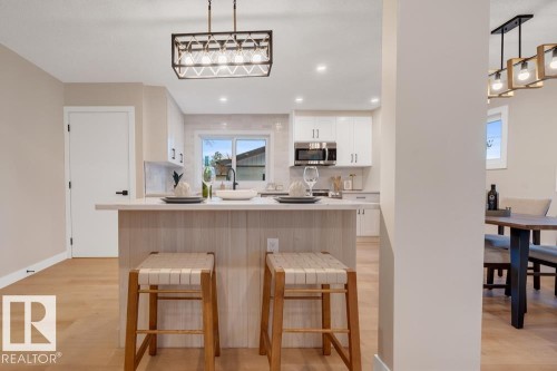 15022 86 Avenue, Edmonton, AB - Indoor