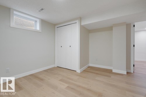 15022 86 Avenue, Edmonton, AB - Indoor Photo Showing Other Room