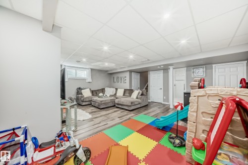 14027 161 Avenue, Edmonton, AB - Indoor