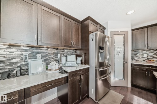 14027 161 Avenue, Edmonton, AB - Indoor Photo Showing Kitchen With Upgraded Kitchen