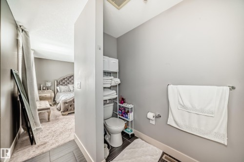 14027 161 Avenue, Edmonton, AB - Indoor Photo Showing Bathroom