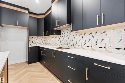 340 Roberts Wynd, Leduc, AB - Indoor Photo Showing Kitchen