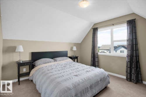 625 Allard Boulevard, Edmonton, AB - Indoor Photo Showing Bedroom