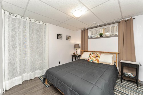 38 Rue Bouchard, Beaumont, AB - Indoor Photo Showing Bedroom