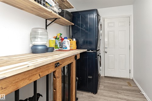 38 Rue Bouchard, Beaumont, AB - Indoor Photo Showing Other Room