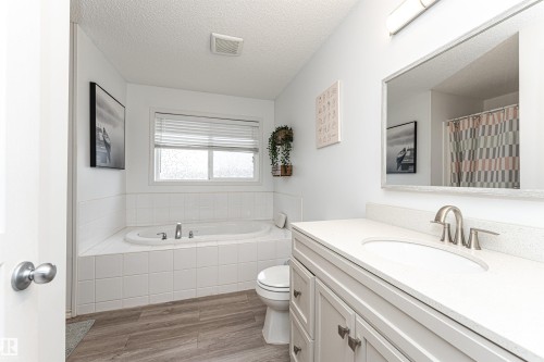 38 Rue Bouchard, Beaumont, AB - Indoor Photo Showing Bathroom