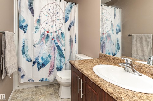 38 Rue Bouchard, Beaumont, AB - Indoor Photo Showing Bathroom