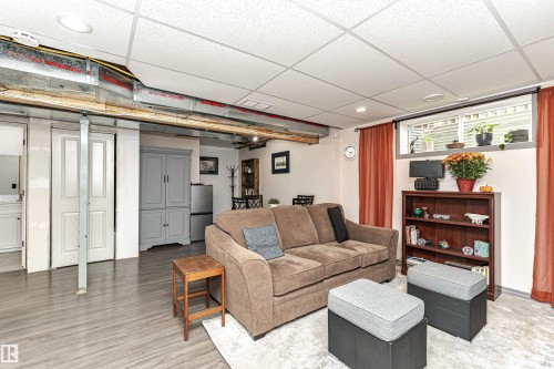 38 Rue Bouchard, Beaumont, AB - Indoor