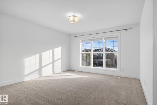 1096 Secord Promenade, Edmonton, AB - Indoor Photo Showing Other Room